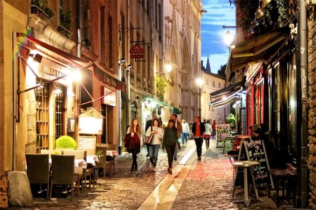 Lyon- Thành phố mộng mơ và cổ kính